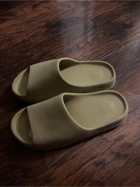 Yeezy Slide Sandals in Olive Green